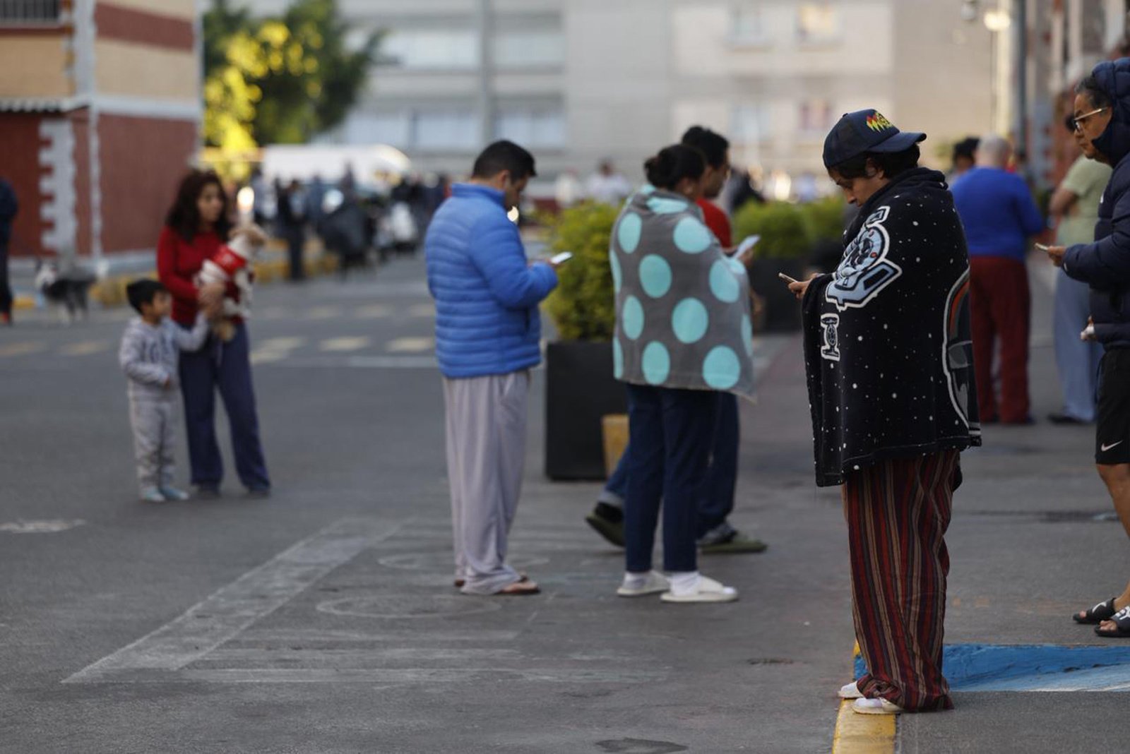 En imágenes: un sismo de magnitud 6,5 sacudió el centro de México