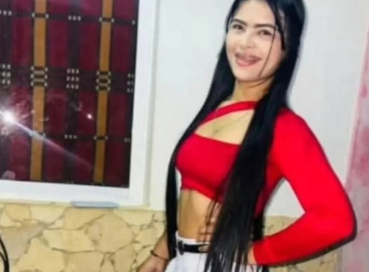 Image default